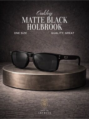Oakley Holbrook | Matte Black | GREAT CONDITION with Oakley hardcase